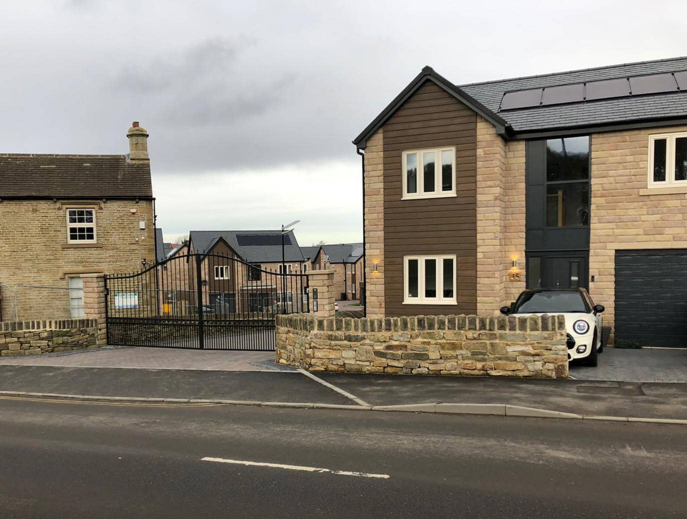 M.Woolhouse Builders Ltd is a Sheffield-based professional building company with over 35 years of experience within the construction and building fields. We work with our clients to offer a complete building experience from house extensions to new builds.